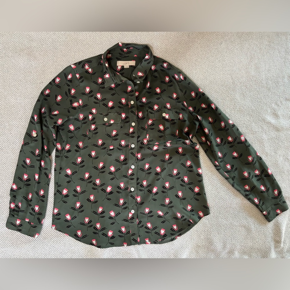 ANN TAYLOR LOFT Floral Patterned Olive Green Blouse